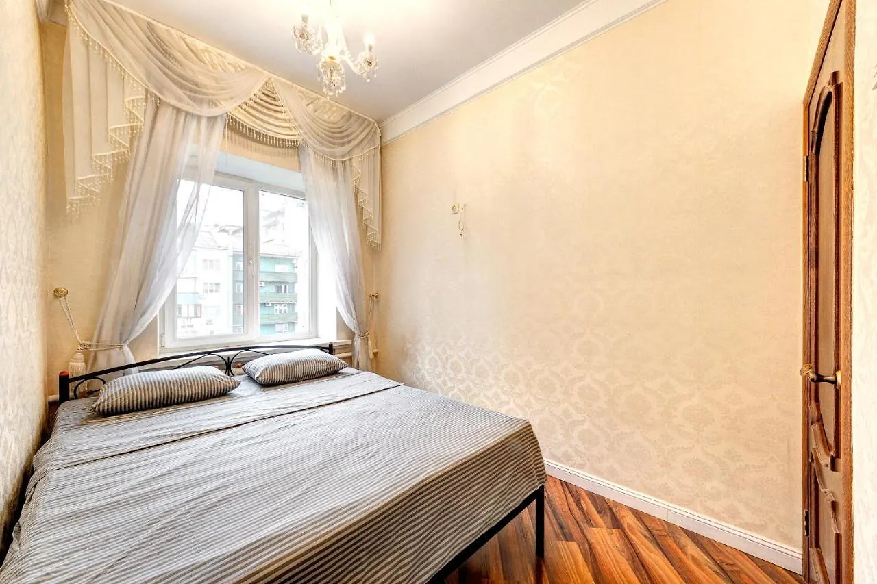 Apartments With 3 Rooms Near Palace Ukraine Киев
