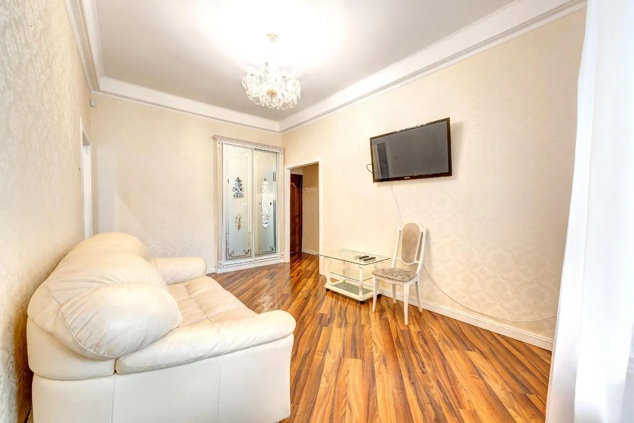Apartments With 3 Rooms Near Palace Ukraine Киев